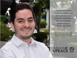 ESTUDIANTE DESTACADO:: Su...