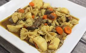 Une simple casserole d'eau bouillante, vos fusilli ou spaghetti jetés en vrac dans l'eau, un égouttage en règle, et vous voilà avec votre assiette de pâtes habituelles. Que Faire Avec Un Reste De Roti De Boeuf Cuit Archives Heritage Culinaire