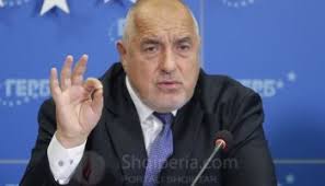 Kuvendi i Maqedonisë së Veriut shkarkon dy ministrat shqiptar