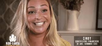 Non seulement la jeune femme est allée jusqu'à l'épreuve d'orientation, mais elle a été désignée comme la grande gagnante par ses camarades ! Koh Lanta Cindy Craint Pour Son Image Apres Sa Sequence Seins Nus Mce Tv