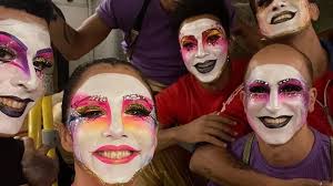 Florencia Infante debutó en murgas con La Gran Muñeca: Sueño cumplido. Que  la cuenten como quieran