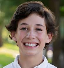 Marcos Hoffman's Instagram, Twitter & Facebook