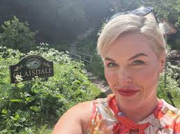 Glaisdale station this evening with the late Whitby service. 19 May 2025.