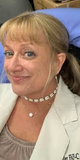 Tammy Bonnell's Instagram, Twitter & Facebook