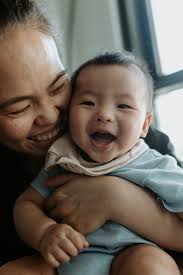 Belated Mothers Day family photos in Roma and St George area