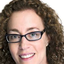 Louisa Powers's Instagram, Twitter & Facebook