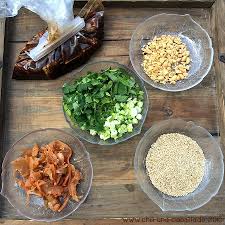 Последние твиты от yum yum sauce (@thosyumyumsauce). Yum Yum Reisschussel Mit Tofu Chili Und Ciabatta