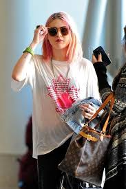 Kurt cobain,people remember him like the drug addict and suicidal member of nirvana. 67 Frances Bean Cobain Ideas Frances Bean Cobain Kurt And Courtney France
