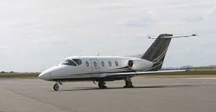 The aircraft has a maximum operating altitude of 45,000'. Nextant 400xt Privatjet Aircraft Guide