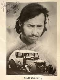 Bob McGannon #21M ... 2025 Eastern States Modified heat race. D. Larsen  photograph