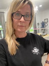 Lost button costume selfie or photo request