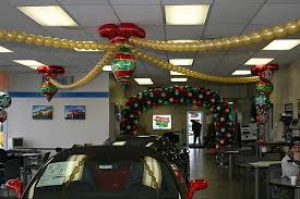 Balloon Sculptures Auto Dealers Christmas Ceiling Decorations Balloon Decorations Balloon Ceiling Decorations