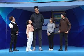 Các triệu chứng của huyết áp cao nghiêm trọng bao gồm: Viá»‡t HÆ°Æ¡ng NgÆ°á»›c Nhin Chiá»u Cao 2m2 Cá»§a Tráº§n Ngá»c Tu Xem Nghe Ä'á»c Plo