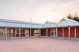 În conformitate cu prevederile art. Escuelas Primarias Rurales Arquine