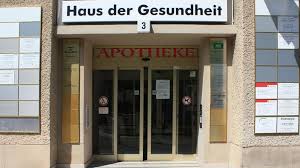 Die betreuung der eltern mit kindern im alter von unter drei jahren liegt uns besonders am herzen, da hier der grundstein für entscheidende kompetenzen gelegt wird. Poliklinik Haus Der Gesundheit Hdg Berlin Alexanderstrasse 2 Offnungszeiten Angebote