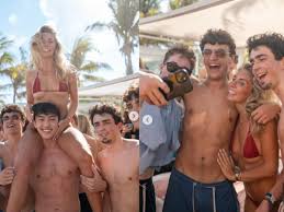 After Sleeping With 1,000 Men For Record, Bonnie Blue Plans A New Stunt:  Sex With Barely Legal Teens | Viral News - News18