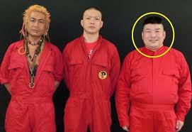 芸人スズキの正体とは 借金踏み倒し芸人って誰 追跡バスターズの放送内容もご紹介 ガールズアワー Girls Hour