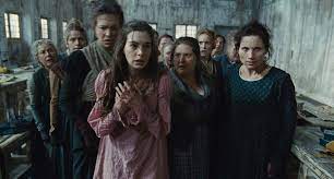 Anne jacqueline hathaway was born in brooklyn, new york, to kate mccauley hathaway, an actress, and gerald t. Bild Zu Anne Hathaway Les Miserables Bild Anne Hathaway Filmstarts De