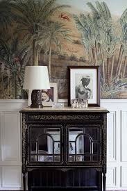 Une Maison Parisienne Decoree Par Alix Thomsen Idees De Decor Maison Parisienne Maison De Campagne