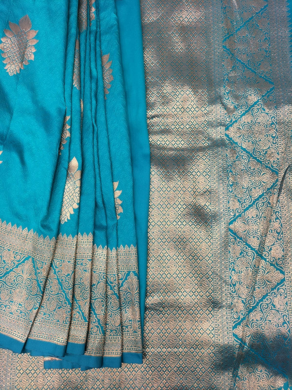 Banarasi Silk Saree available on Jain Bandhu Saree Showroo product image