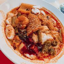 It might sound simple, however, it requires lots of skills and savory. Curry Chee Cheong Fun Exists In S Pore You Can Have It With Yong Tau Foo Mothership Sg News From Singapore Asia And Around The World