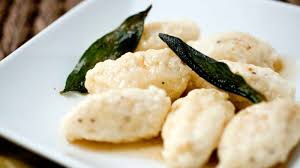 Gnocchi sbatui piatto tipico della lessinia. Gli Gnocchi Dei Pastori Cimbri Azienda Per Il Turismo Alpe Cimbra Folgaria Lavarone Luserna Vigolana S Cons P A