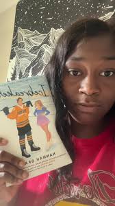 He so annoying uhhh #icebreaker #booktok #aaron #reader #fy #bookish  #booktokfyp