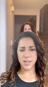 Lisa Hoeppner's Instagram, Twitter & Facebook