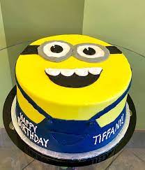 See more ideas about minions, minion cake, cake. Minions Layer Cake Classy Girl Cupcakes