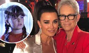 Mar 26, 2020 · in 2019, it was announced that kyle richards would be participating in the 2020 halloween reboot, halloween kills. Kyle Richards To Reprise Her Role From Halloween For The Upcoming Sequel Halloween Kills Daily Mail Online