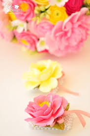 These are some of the colors that i'd like to teach to you. More Pink And Yellow Flowers Yellow Flowers Pink Color Combination Pink Lemon