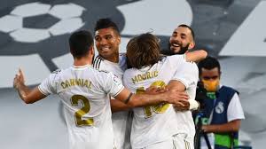 La conquista, en un mano a mano con un barcelona que perdió el pulso después del confinamiento, hace que los blancos se vuelvan a distanciar de los azulgranas. Real Madrid Clinch La Liga Title With Win Over Villarreal Football Ace