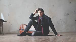 Product details product dimensions ‏ : Daniel Muller Schott Debutiert Beim Brso Cello Und Streetart News Und Kritik Br Klassik Bayerischer Rundfunk