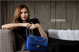 Cá sấu Việt Phong - Thương hiệu đồ da cá sấu hàng đầu tại Việt Nam