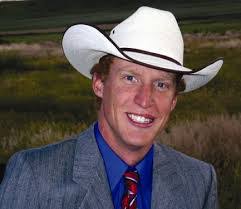 Hans Hunt's Instagram, Twitter & Facebook