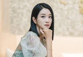 Korean hairstyle for round face. 10 Most Popular Korean Haircuts For Women