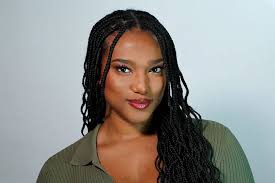 Jasmine Hurt's Instagram, Twitter & Facebook