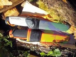 Dragonne Couteau Dragonne Couteau Mora Mora Robuste Lame Carbone Couteau Bahco Survie Bushcraft Conseil Survie Stage Survie Jura Unis Vers Nature Stag