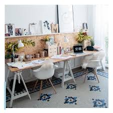 L Image Contient Peut Etre Table Et Interieur Decor De Bureau A Domicile Idee Deco Bureau