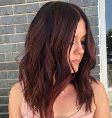 Thinking About Trying Out A Mahogany Hair Colour From Vibrant Red Hues To More Muted Balayage Hair Color Mahogany Mahogany Hair Hair Color Auburn