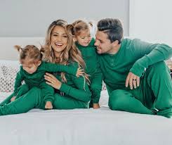 Se trata de tarjetas con frases y para pintar, que tenés que aprovechar en este día para homenajear a los padres. Seis Manualidades Que Hacer Con Ninos Para Regalar En El Dia Del Padre Y Triunfar Sin Salir De Casa