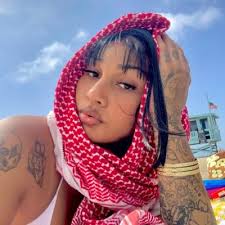 Sam Dear (@SamDear9)