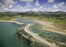 7 Beaches In North Wales That You Should Visit Shell Island North Wales Wales Beach