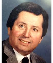 Robert Hochstein's Instagram, Twitter & Facebook