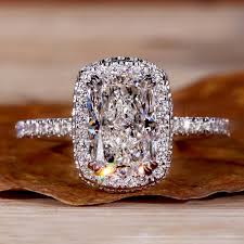 Lab Created Halo Engagement Rings: The Dazzling Brilliance of Lab Diamonds for the Modern Romantic