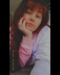 Hi Everyone! I am Eevie, 31, from Boston MA USA and I am a preschool  teacher. Would love to make a new friend, learn more about Korean culture,  and begin learning Korean!