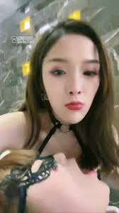 Lady Yinuo Chinese Femdom Spit-New Years Devotion