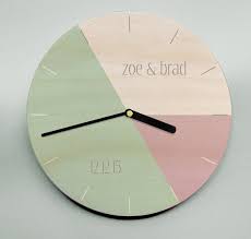 Modern Wood Clock Pastel Pink Green And Grey Personalized For A Couple S Celebration Or Sophisticated Wanduhren Modern Holzuhr Und Uhrideen