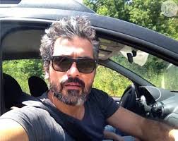 Quem gostou desse visual do Feyyaz Duman, o Arif de #ForçaDeMulher?