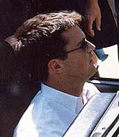 See his pic and find out more about the couple. Matthew Perry Wikipedia